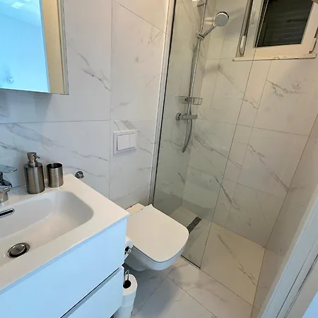Apartment Beautiful New Palmtree Iii Vir
